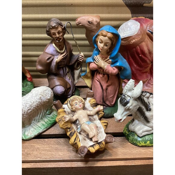 Vintage Chalkware Nativity Scene Italy Mary Jesus Shepherd W Eggs Joseph Pig - Picture 2 of 16